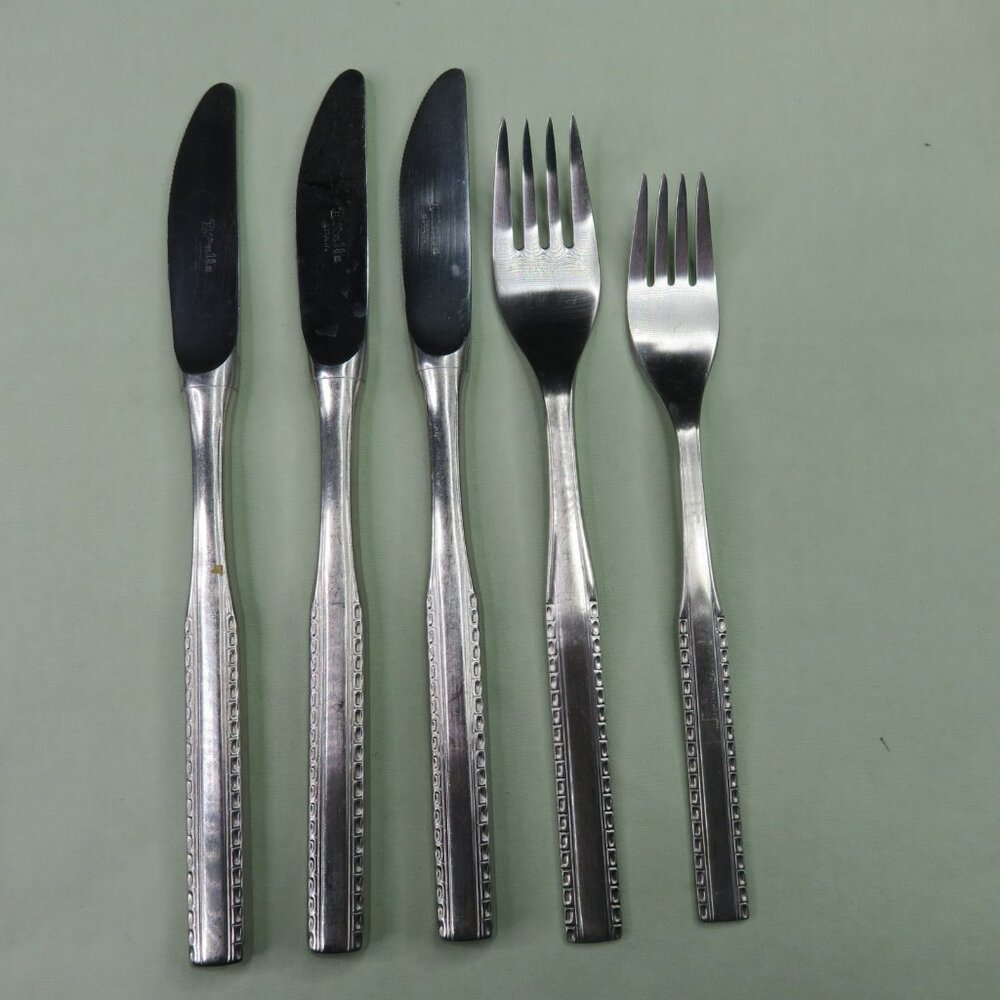 Malta Toledo Lot of 5 Pieces  Salad Fork 3 Dinner Knives 1 Dinner Fork Spain